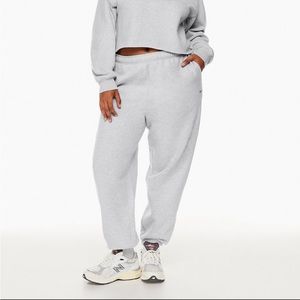 TNA Cozy Fleece Mega Sweatpant